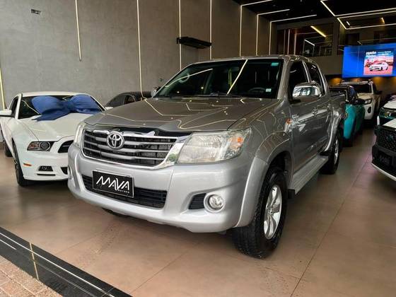 TOYOTA HILUX 2.7 SR 4X2 CD 16V FLEX 4P AUTOMÁTICO